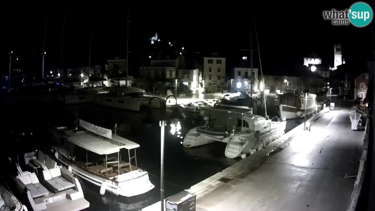 Jelsa Live Webcam Hvar – Pjaca – Dalmatia