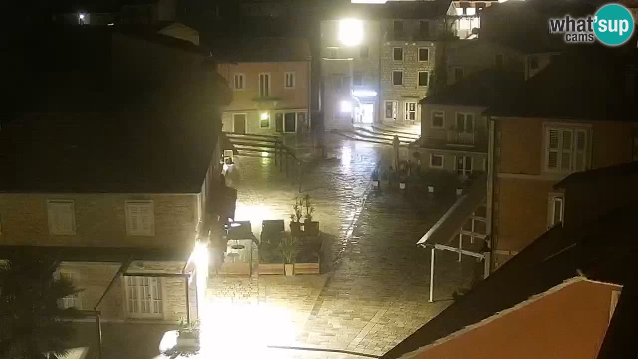 Jelsa Live Webcam motorizzata – Isola di Hvar – Dalmazia – Croazia