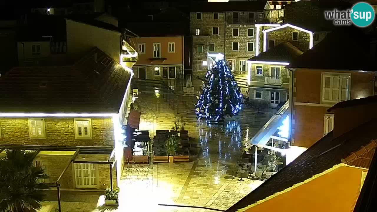 Webcam Jelsa Live motorisée – île de Hvar – Dalmatie – Croatie