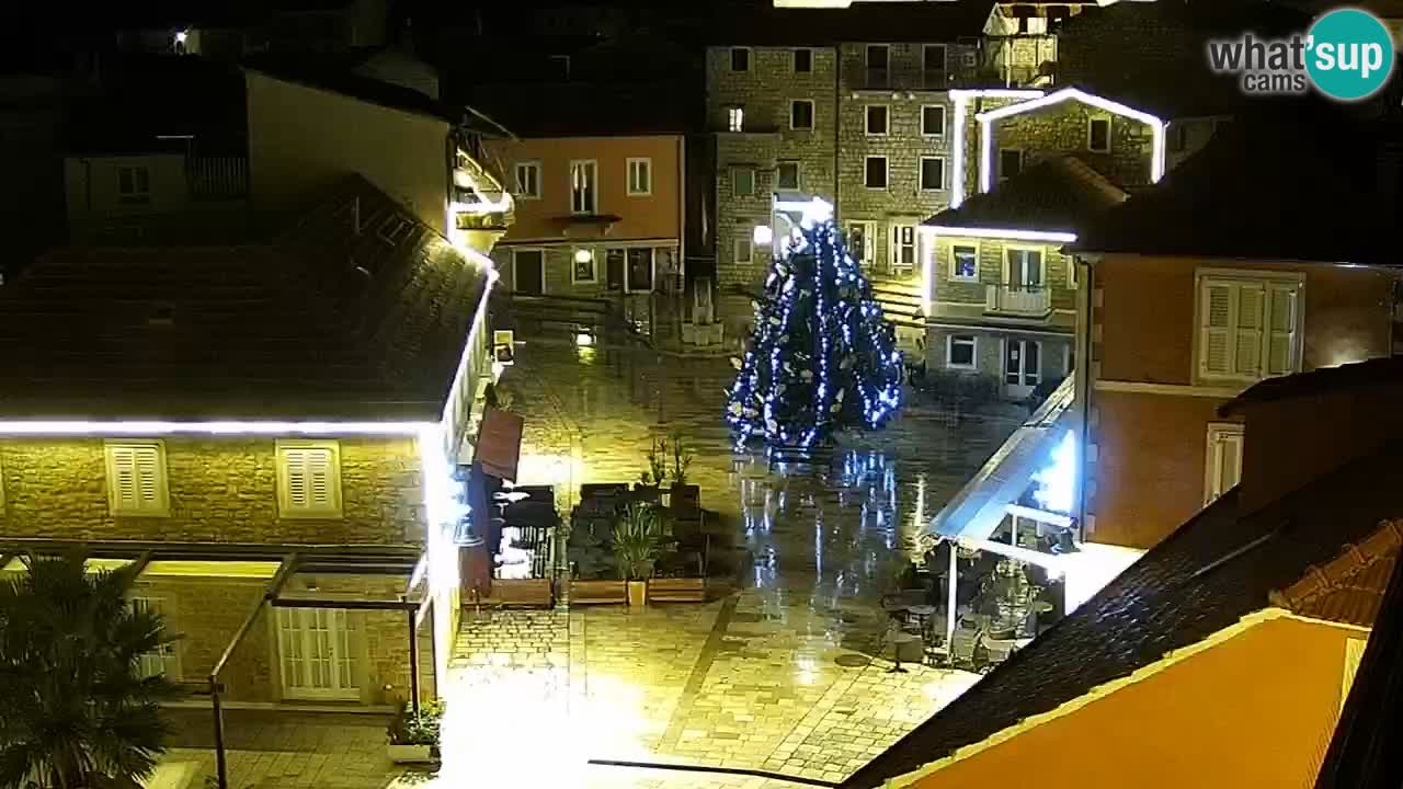 Webcam Jelsa Live motorisée – île de Hvar – Dalmatie – Croatie