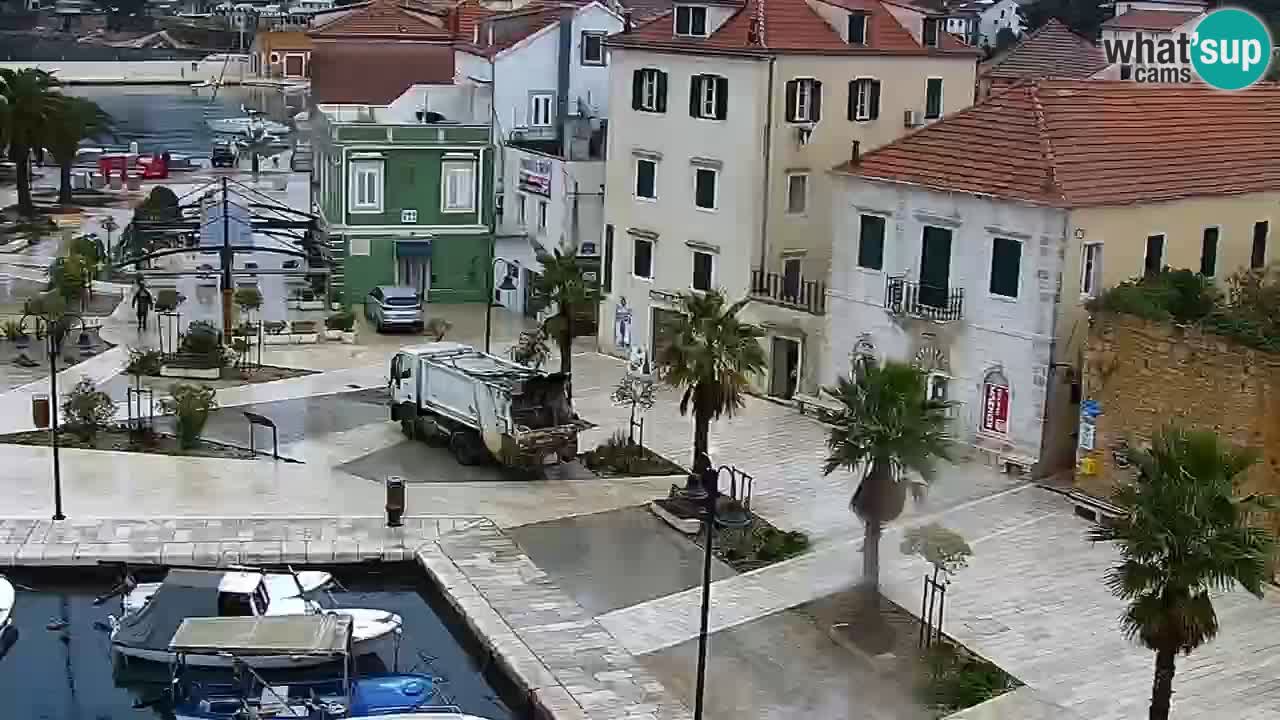 Jelsa vrtljiva spletna kamera otok Hvar – Dalmacija – Hrvaška