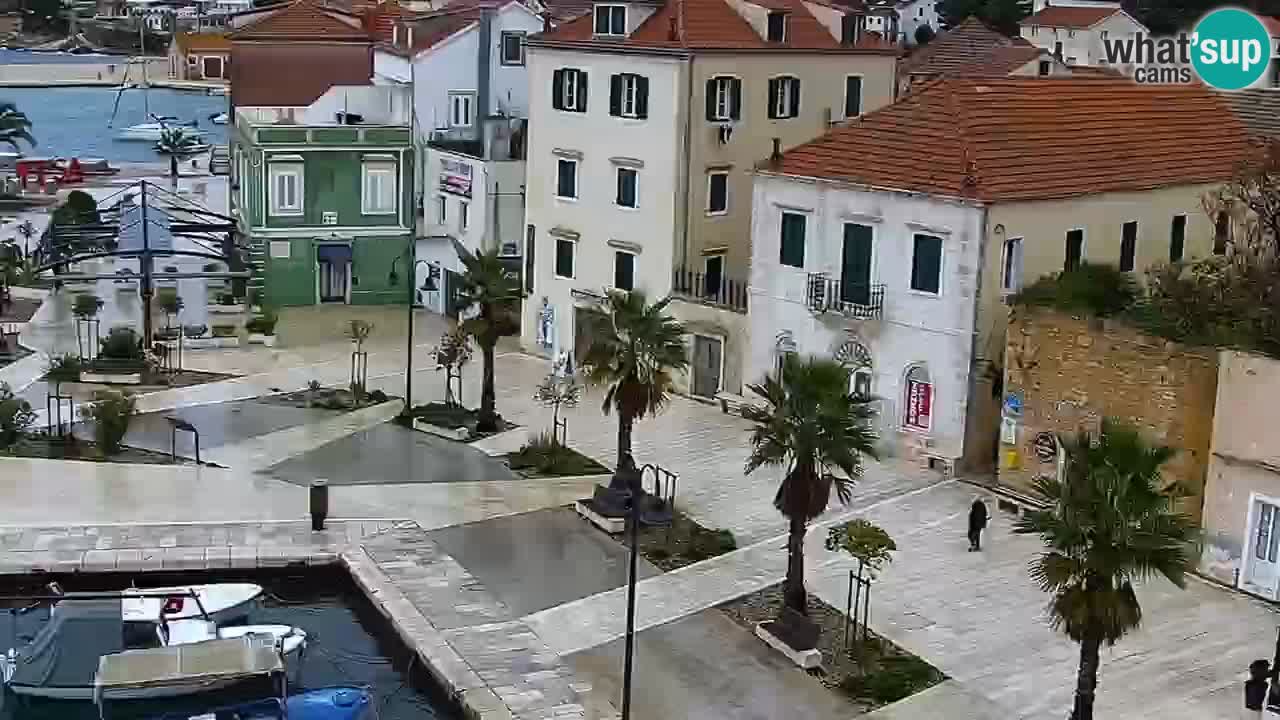 Webcam Jelsa Live motorisée – île de Hvar – Dalmatie – Croatie