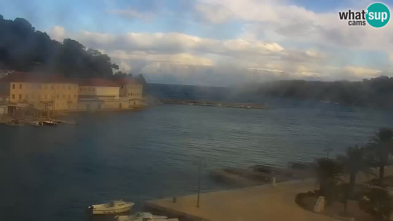 Webcam Jelsa Live motorisée – île de Hvar – Dalmatie – Croatie