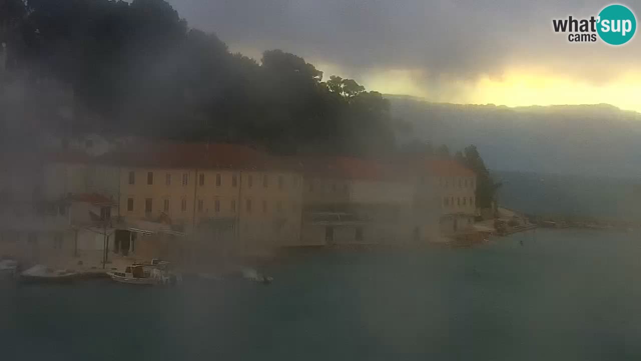 Webcam Jelsa Live motorisée – île de Hvar – Dalmatie – Croatie