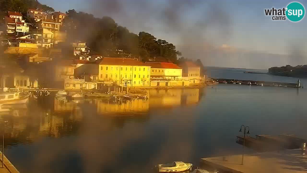 Webcam Jelsa Live motorisée – île de Hvar – Dalmatie – Croatie