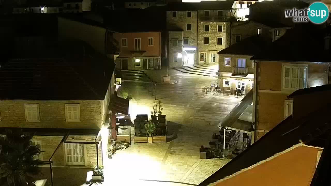 Webcam Jelsa Live motorisée – île de Hvar – Dalmatie – Croatie