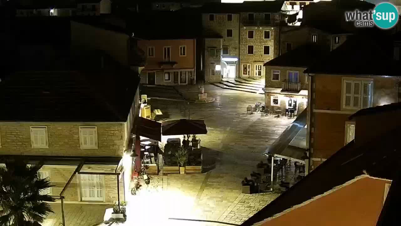 Webcam Jelsa Live motorisée – île de Hvar – Dalmatie – Croatie