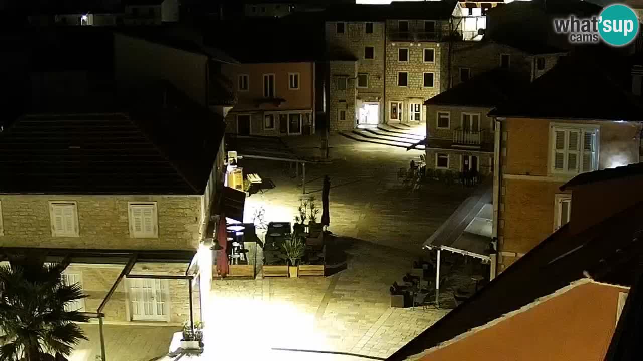 Webcam Jelsa Live motorisée – île de Hvar – Dalmatie – Croatie