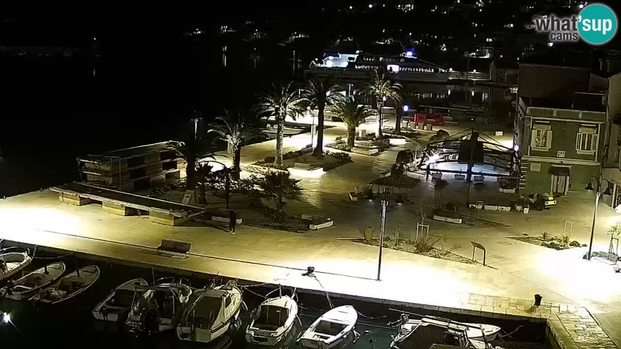 Webcam Jelsa Live motorisée – île de Hvar – Dalmatie – Croatie