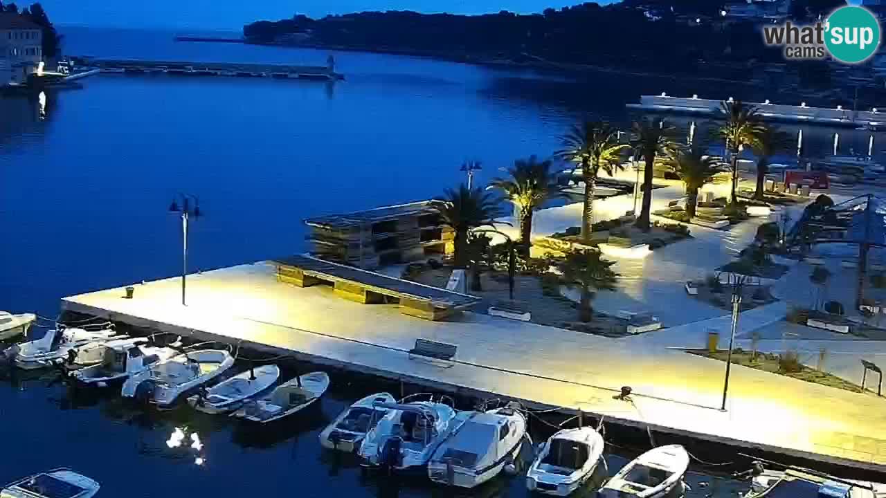 Jelsa vrtljiva spletna kamera otok Hvar – Dalmacija – Hrvaška