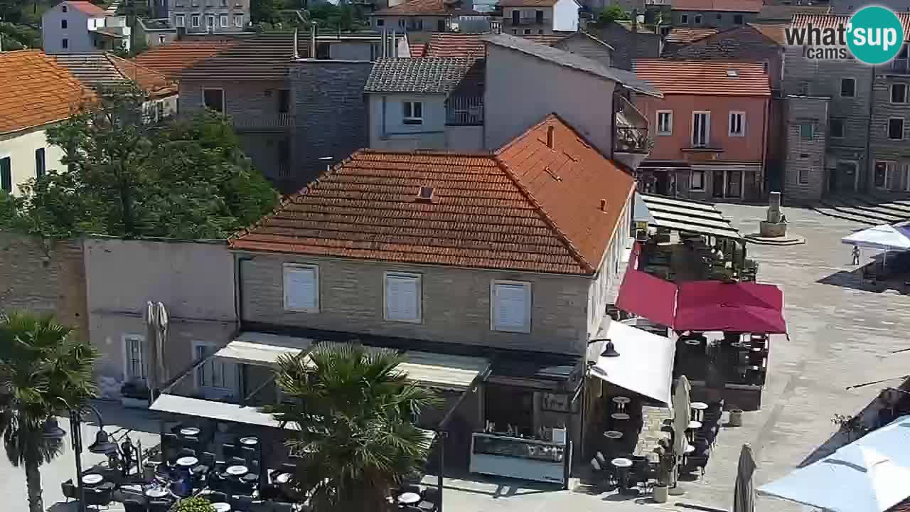 Jelsa vrtljiva spletna kamera otok Hvar – Dalmacija – Hrvaška