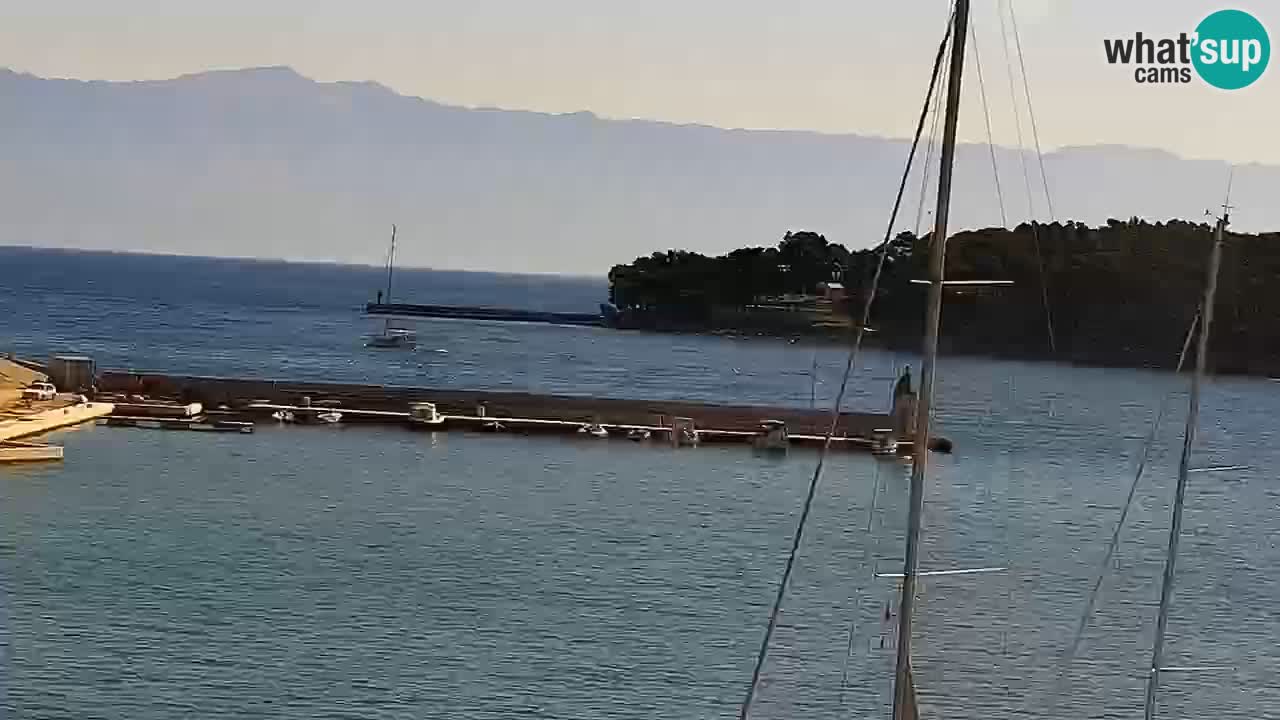 Jelsa Live Webcam motorized – Hvar island – Dalmatia – Croatia