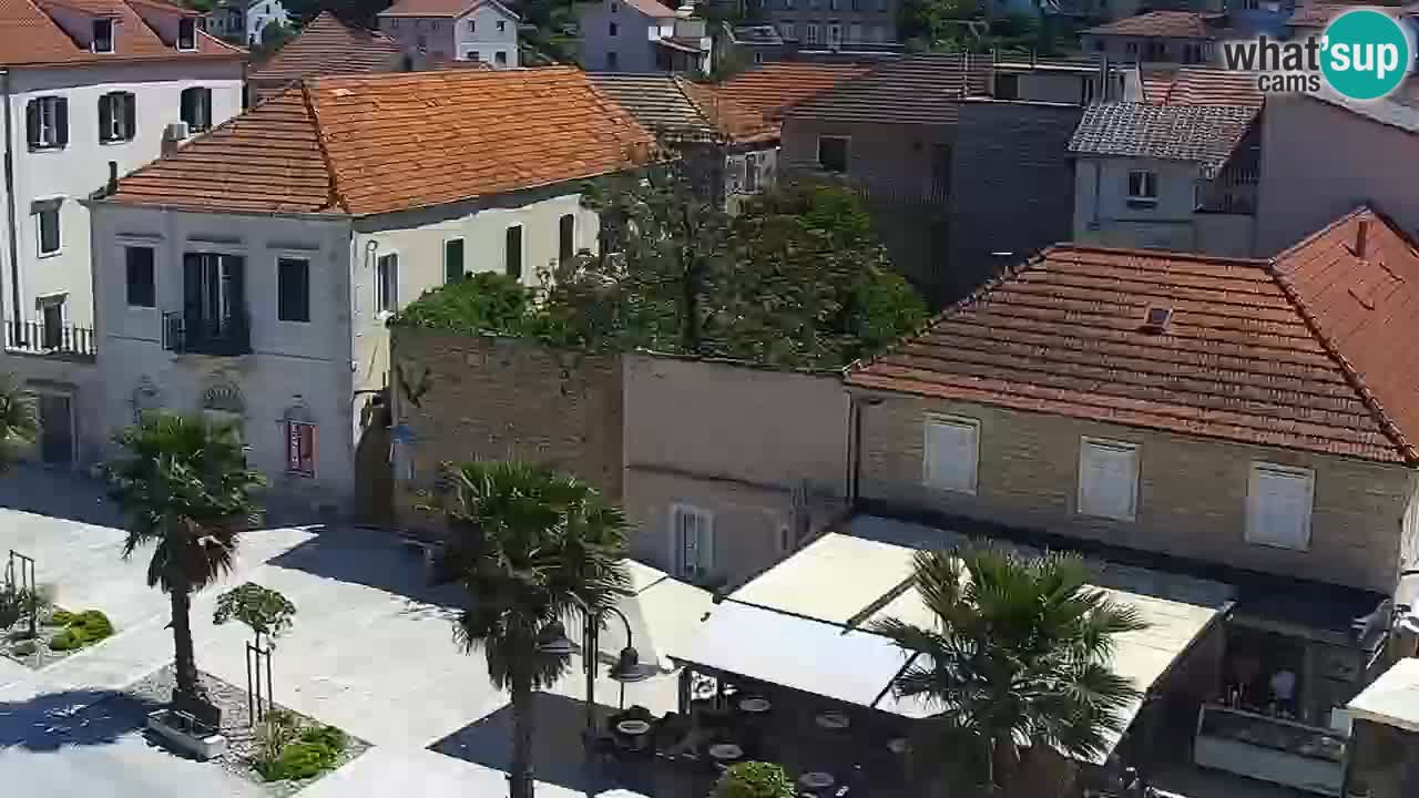 Jelsa vrtljiva spletna kamera otok Hvar – Dalmacija – Hrvaška