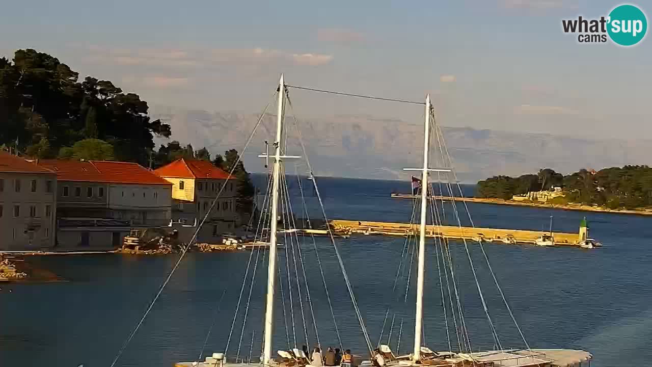 Webcam Jelsa Live motorisée – île de Hvar – Dalmatie – Croatie