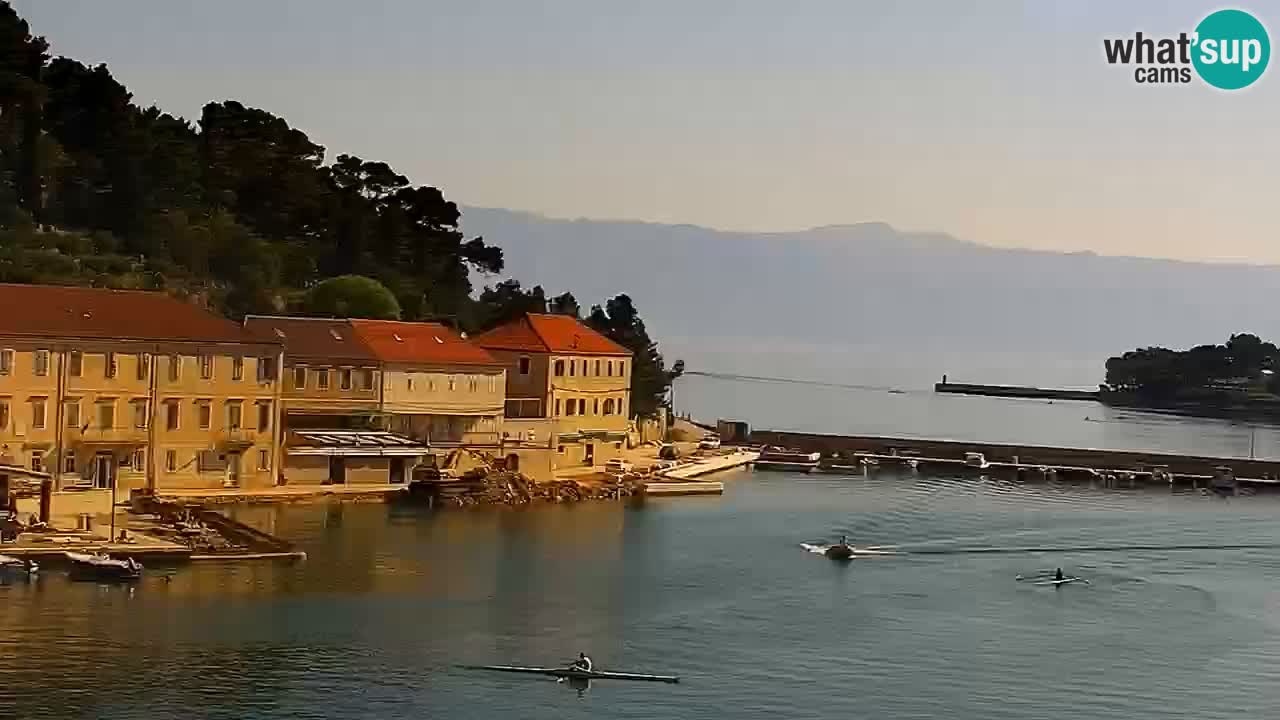 Webcam Jelsa Live motorisée – île de Hvar – Dalmatie – Croatie