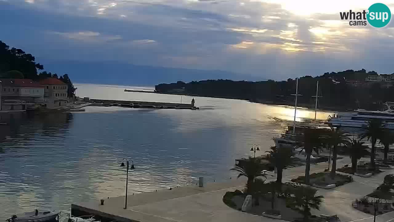 Webcam Jelsa Live motorisée – île de Hvar – Dalmatie – Croatie