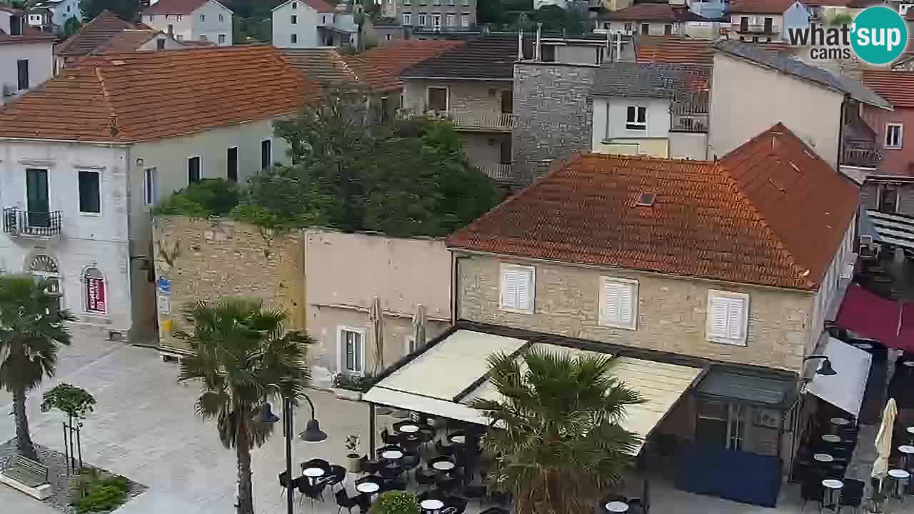 Webcam Jelsa Live motorisée – île de Hvar – Dalmatie – Croatie