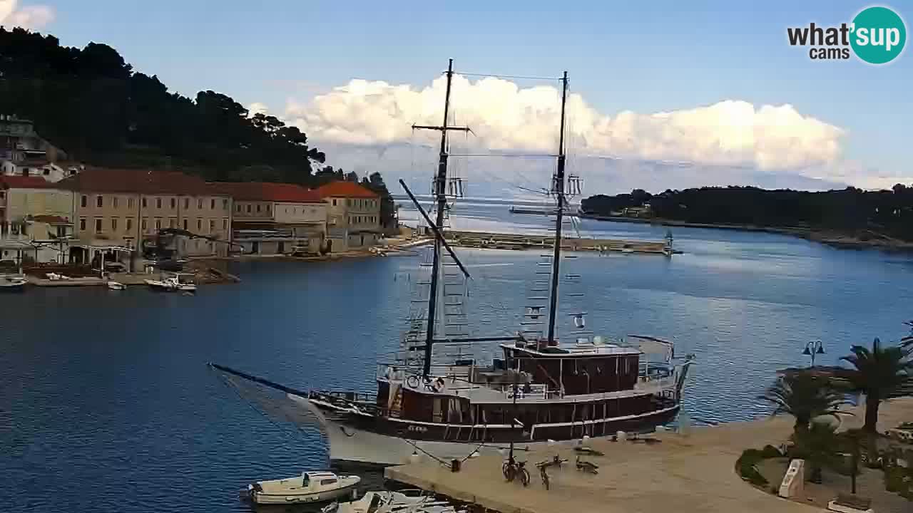 Jelsa motorizirana web kamera – otok Hvar – Dalmacija