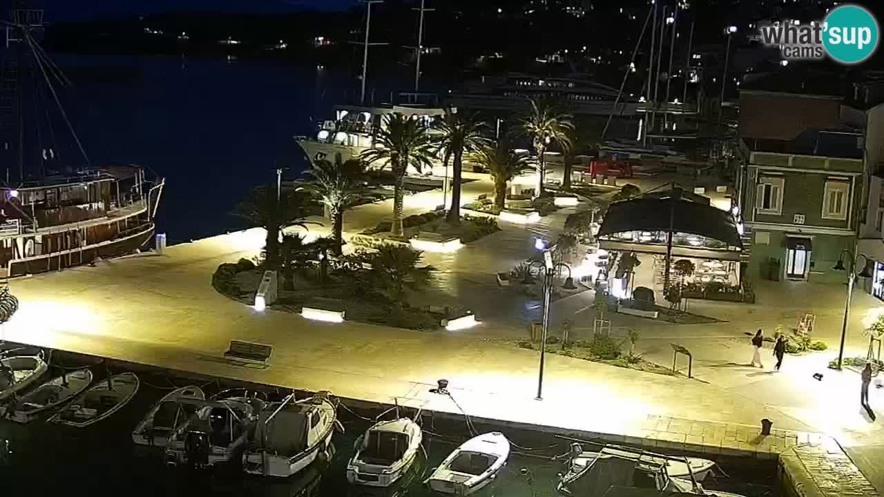 Jelsa vrtljiva spletna kamera otok Hvar – Dalmacija – Hrvaška