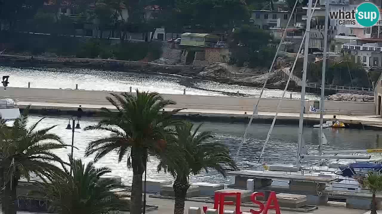Jelsa vrtljiva spletna kamera otok Hvar – Dalmacija – Hrvaška