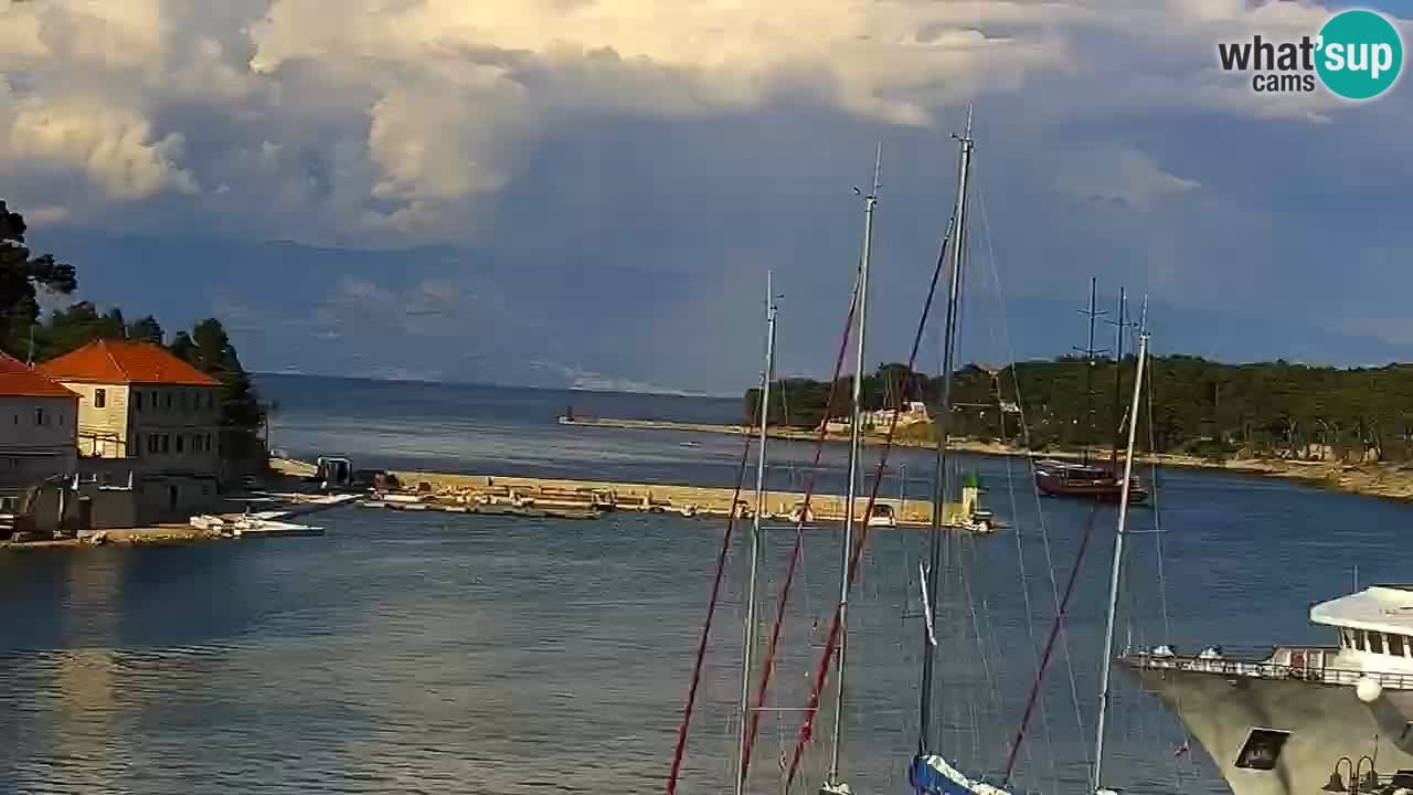 Jelsa motorizirana web kamera – otok Hvar – Dalmacija