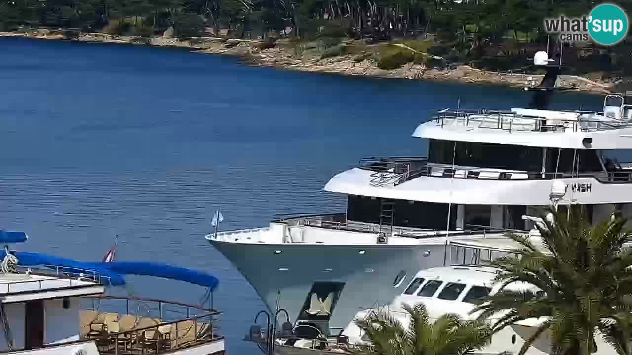 Jelsa vrtljiva spletna kamera otok Hvar – Dalmacija – Hrvaška