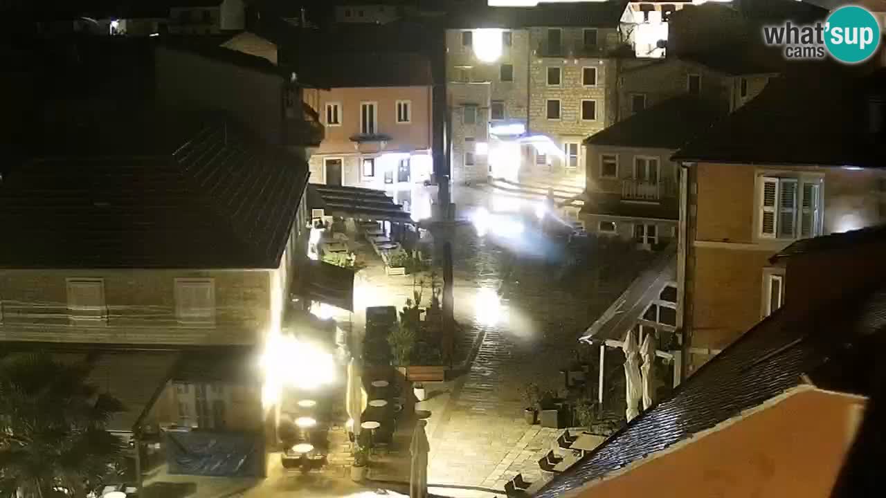 Jelsa vrtljiva spletna kamera otok Hvar – Dalmacija – Hrvaška