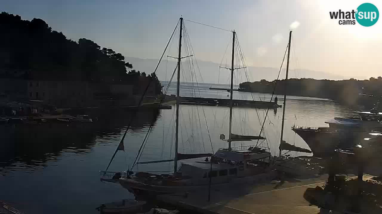Jelsa vrtljiva spletna kamera otok Hvar – Dalmacija – Hrvaška