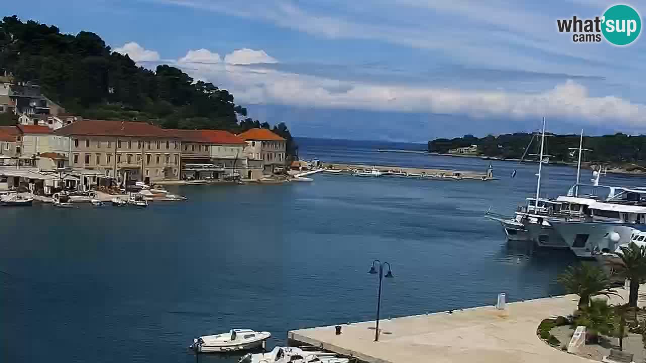Jelsa vrtljiva spletna kamera otok Hvar – Dalmacija – Hrvaška