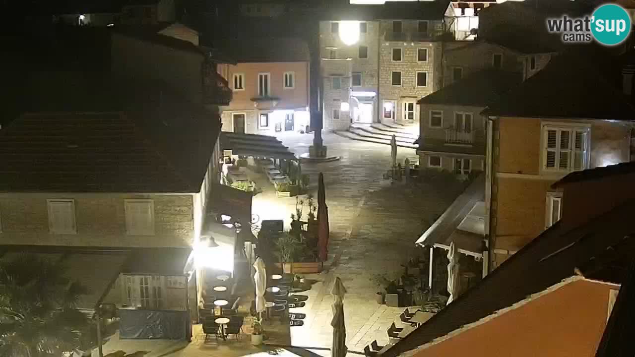 Jelsa vrtljiva spletna kamera otok Hvar – Dalmacija – Hrvaška