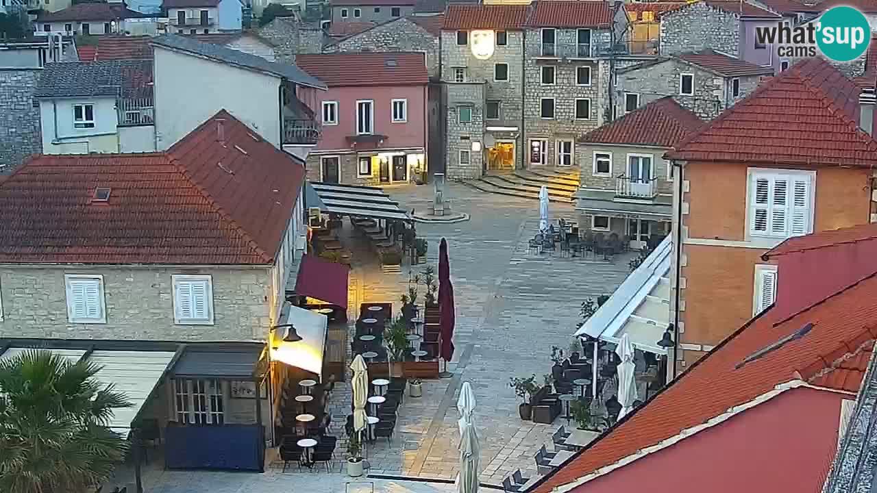 Webcam Jelsa Live motorisée – île de Hvar – Dalmatie – Croatie