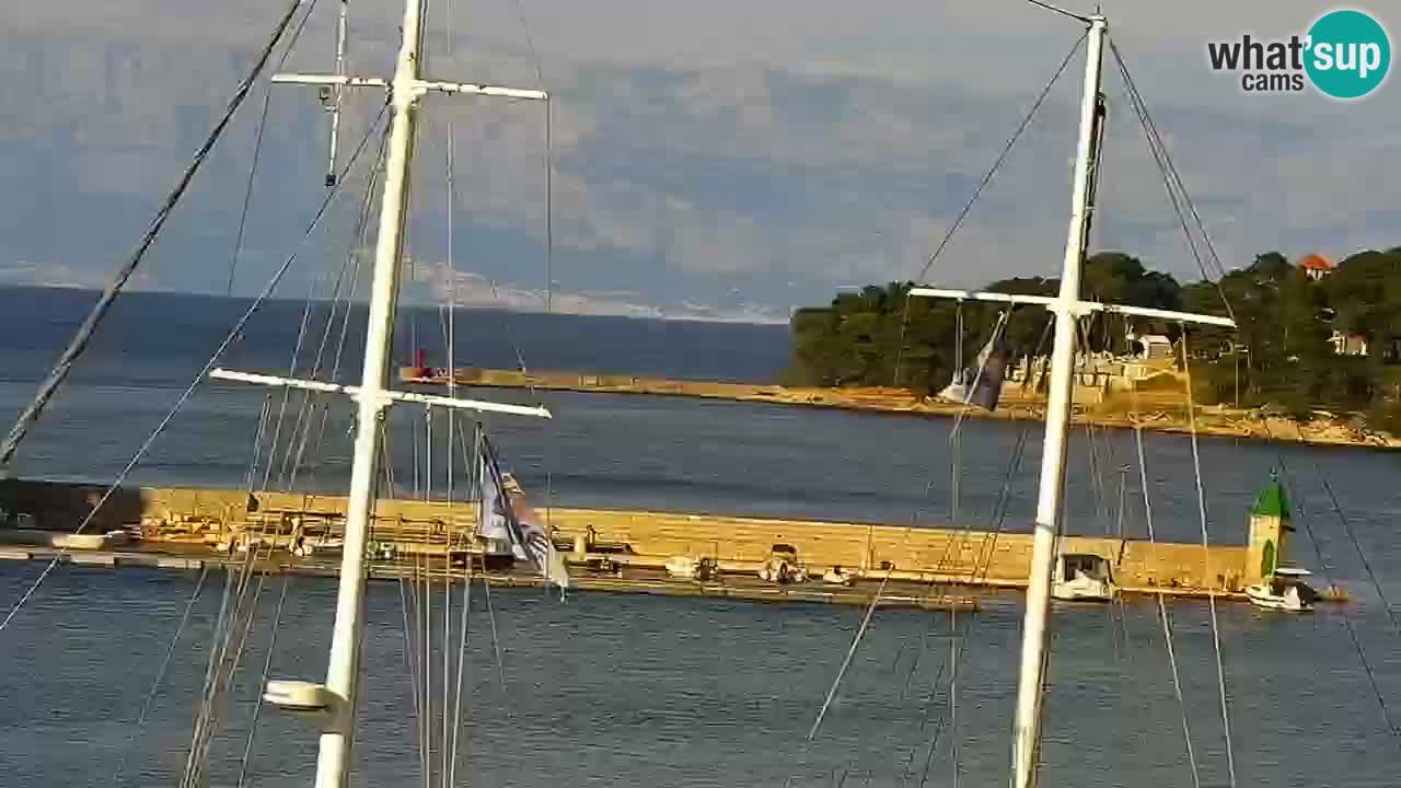 Jelsa Live Webcam motorizzata – Isola di Hvar – Dalmazia – Croazia