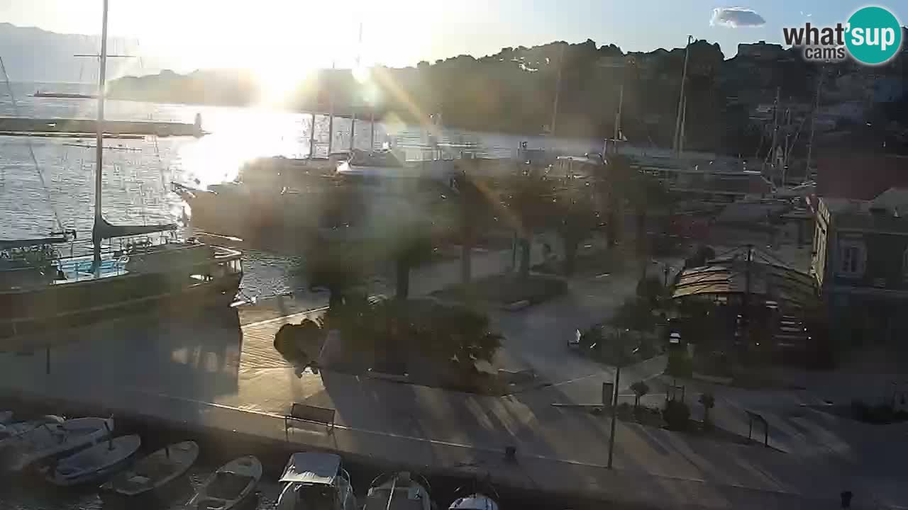 Jelsa Live Webcam motorizzata – Isola di Hvar – Dalmazia – Croazia