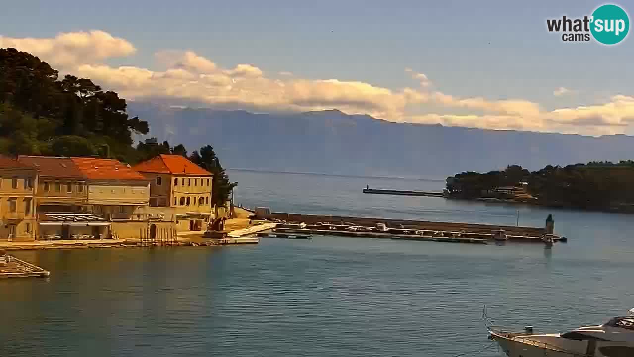 Jelsa vrtljiva spletna kamera otok Hvar – Dalmacija – Hrvaška
