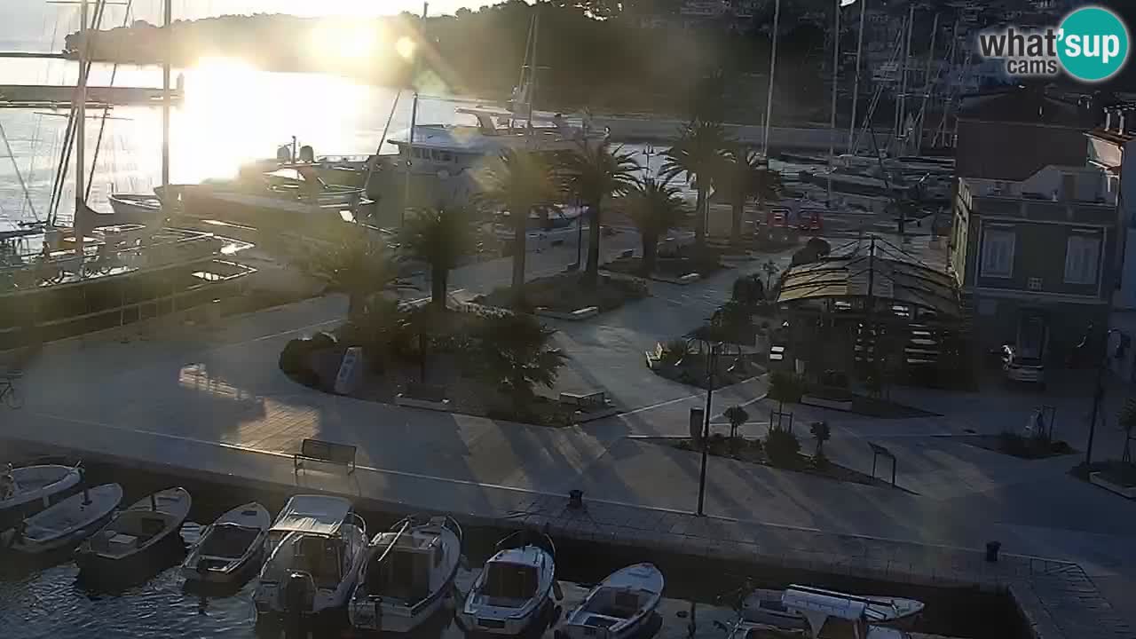 Jelsa Live Webcam motorizzata – Isola di Hvar – Dalmazia – Croazia