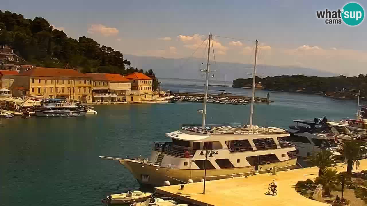 Jelsa Live Webcam motorized – Hvar island – Dalmatia – Croatia