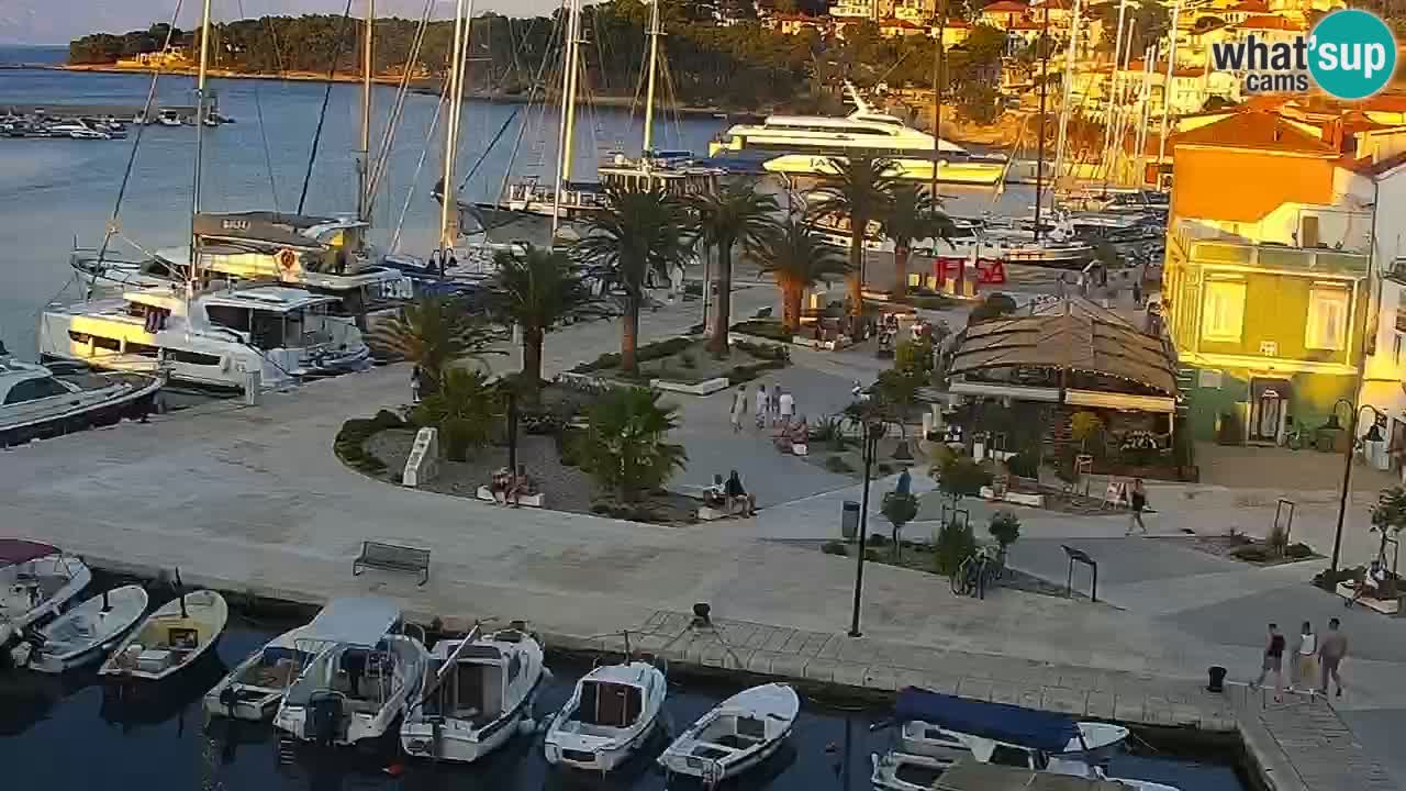 Jelsa Live Webcam motorized – Hvar island – Dalmatia – Croatia