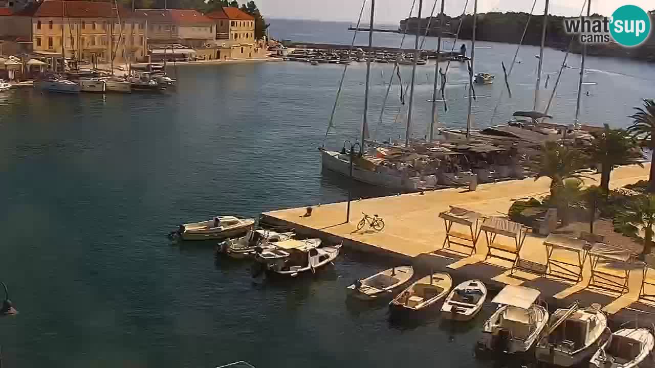 Webcam Jelsa Live motorisée – île de Hvar – Dalmatie – Croatie