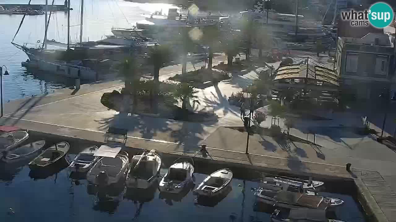 Jelsa vrtljiva spletna kamera otok Hvar – Dalmacija – Hrvaška