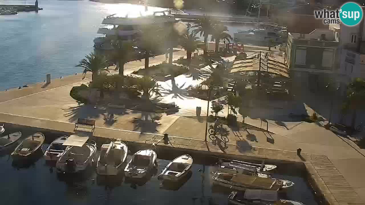 Webcam Jelsa Live motorisée – île de Hvar – Dalmatie – Croatie