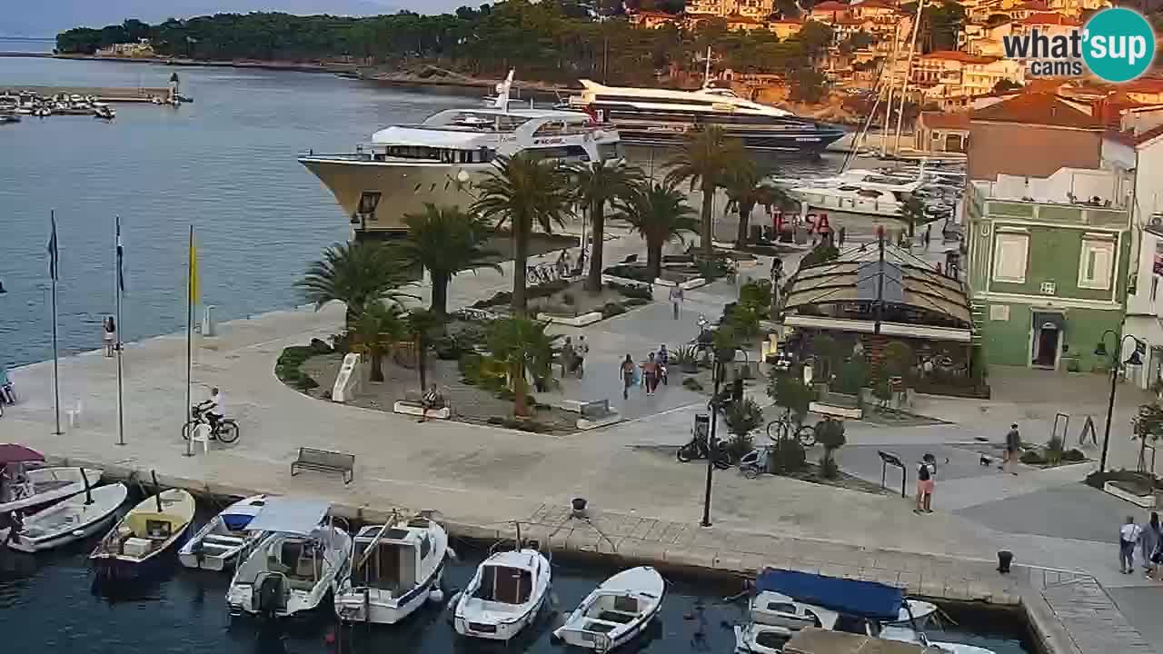 Webcam Jelsa Live motorisée – île de Hvar – Dalmatie – Croatie