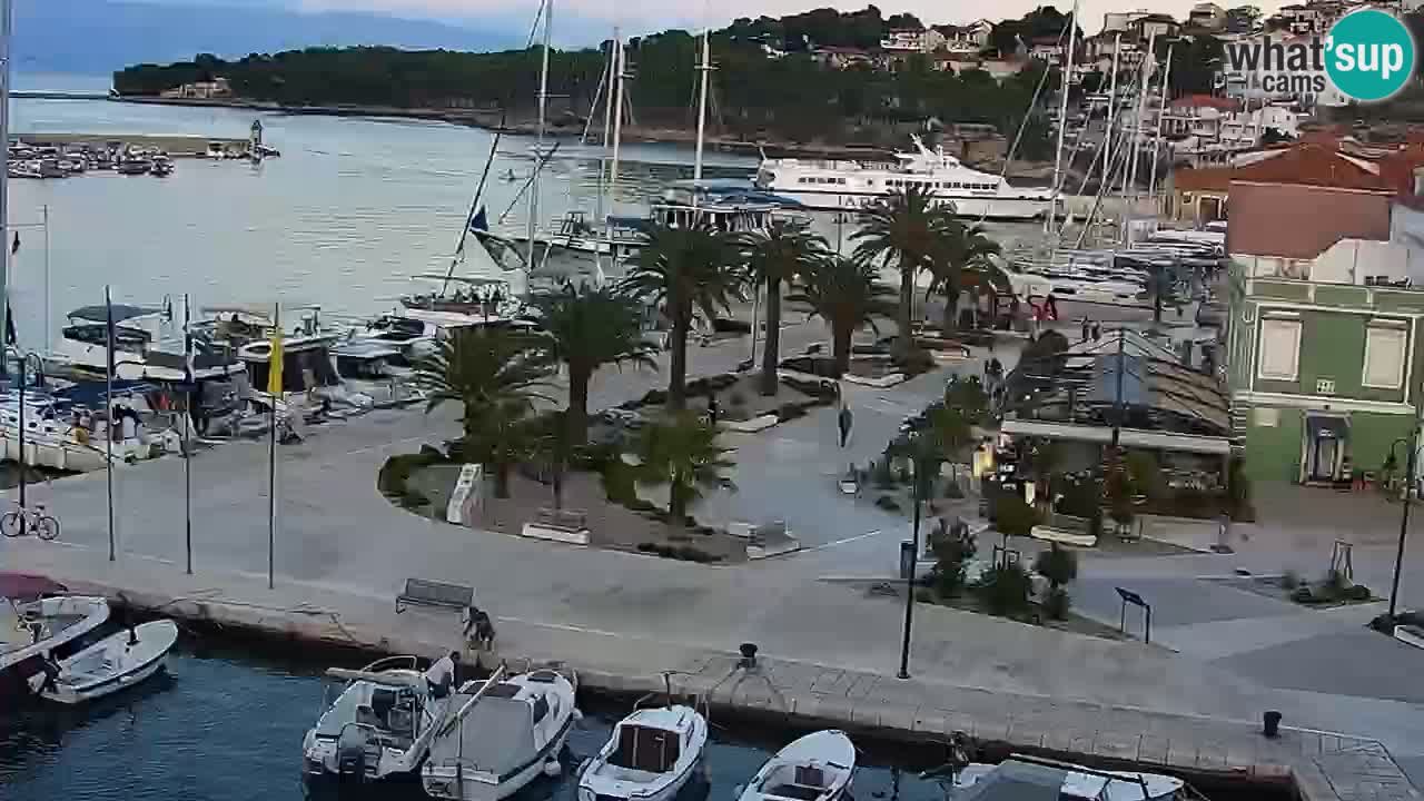 Jelsa Live Webcam motorizzata – Isola di Hvar – Dalmazia – Croazia