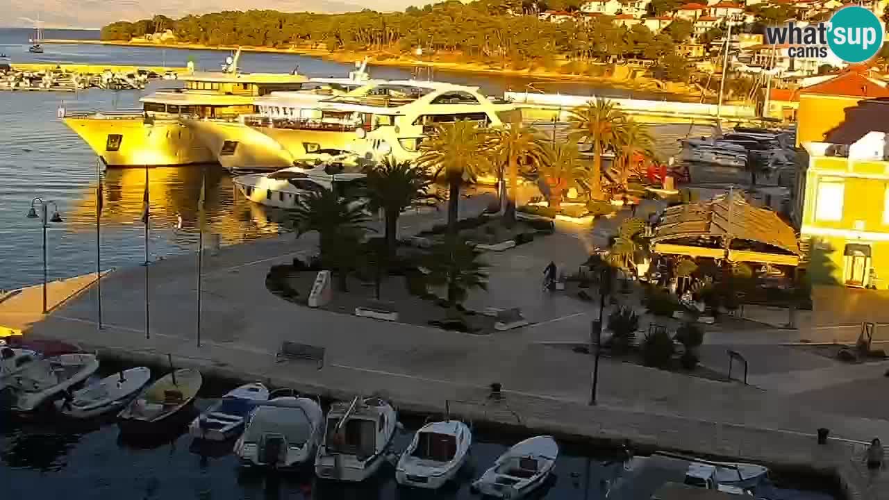 Jelsa motorizirana web kamera – otok Hvar – Dalmacija