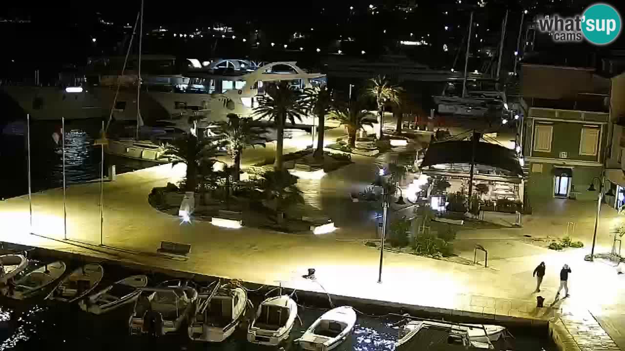 Webcam Jelsa Live motorisée – île de Hvar – Dalmatie – Croatie