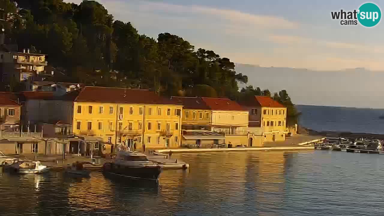 Jelsa motorizirana web kamera – otok Hvar – Dalmacija