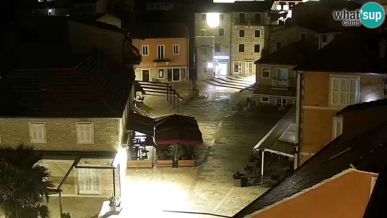 Jelsa Live Webcam motorizzata – Isola di Hvar – Dalmazia – Croazia