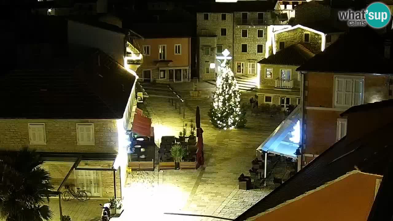 Webcam Jelsa Live motorisée – île de Hvar – Dalmatie – Croatie