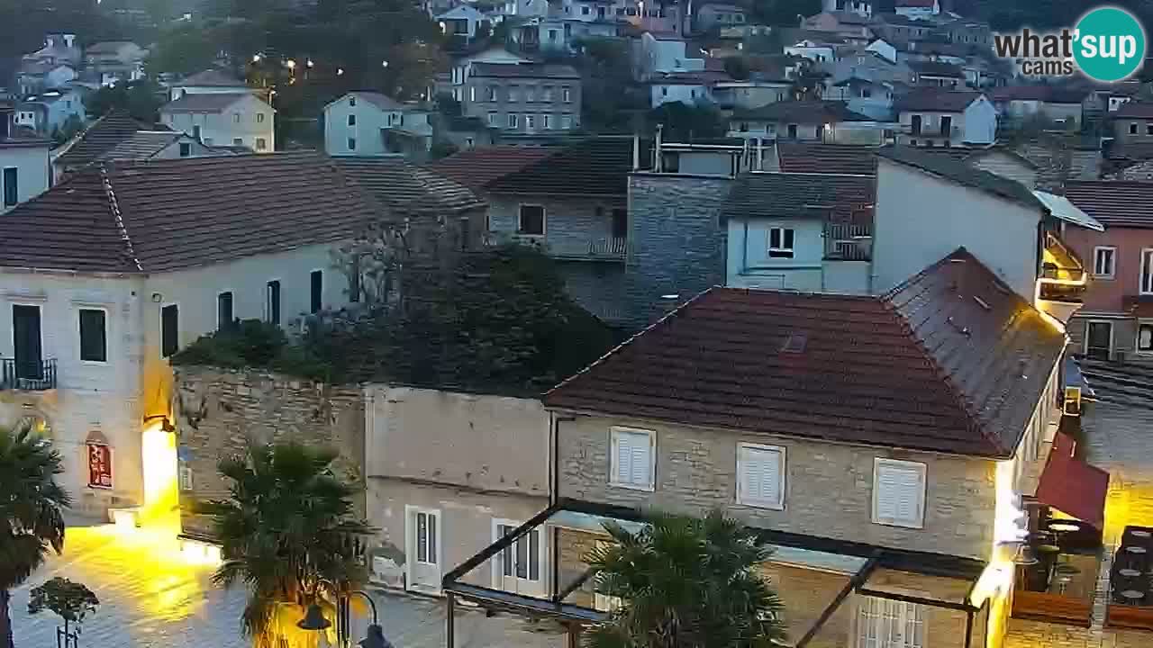 Webcam Jelsa Live motorisée – île de Hvar – Dalmatie – Croatie
