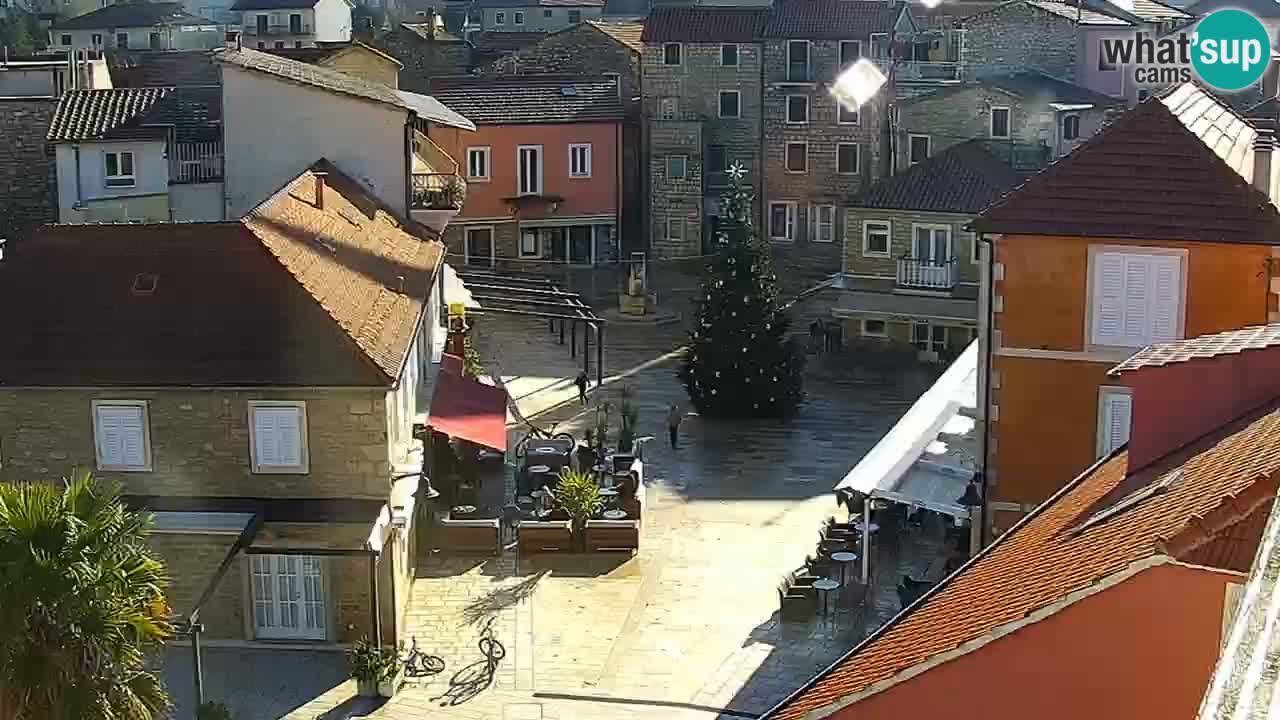 Jelsa motorizirana web kamera – otok Hvar – Dalmacija