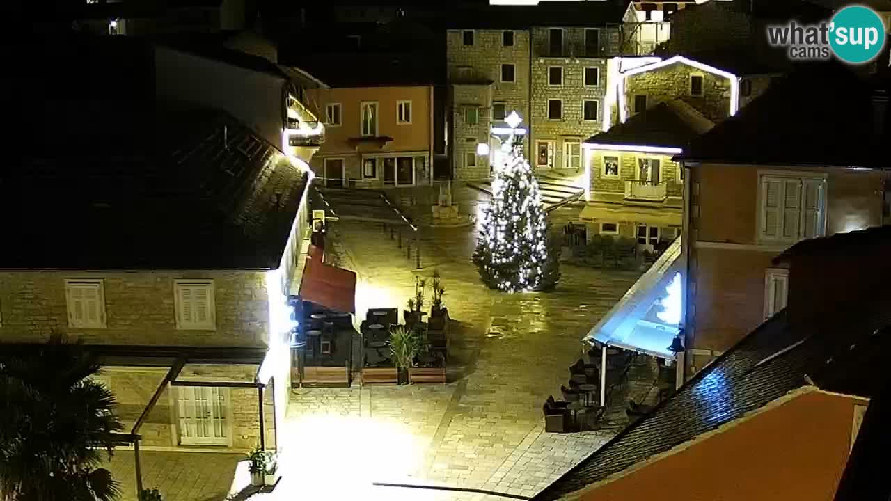 Webcam Jelsa Live motorisée – île de Hvar – Dalmatie – Croatie